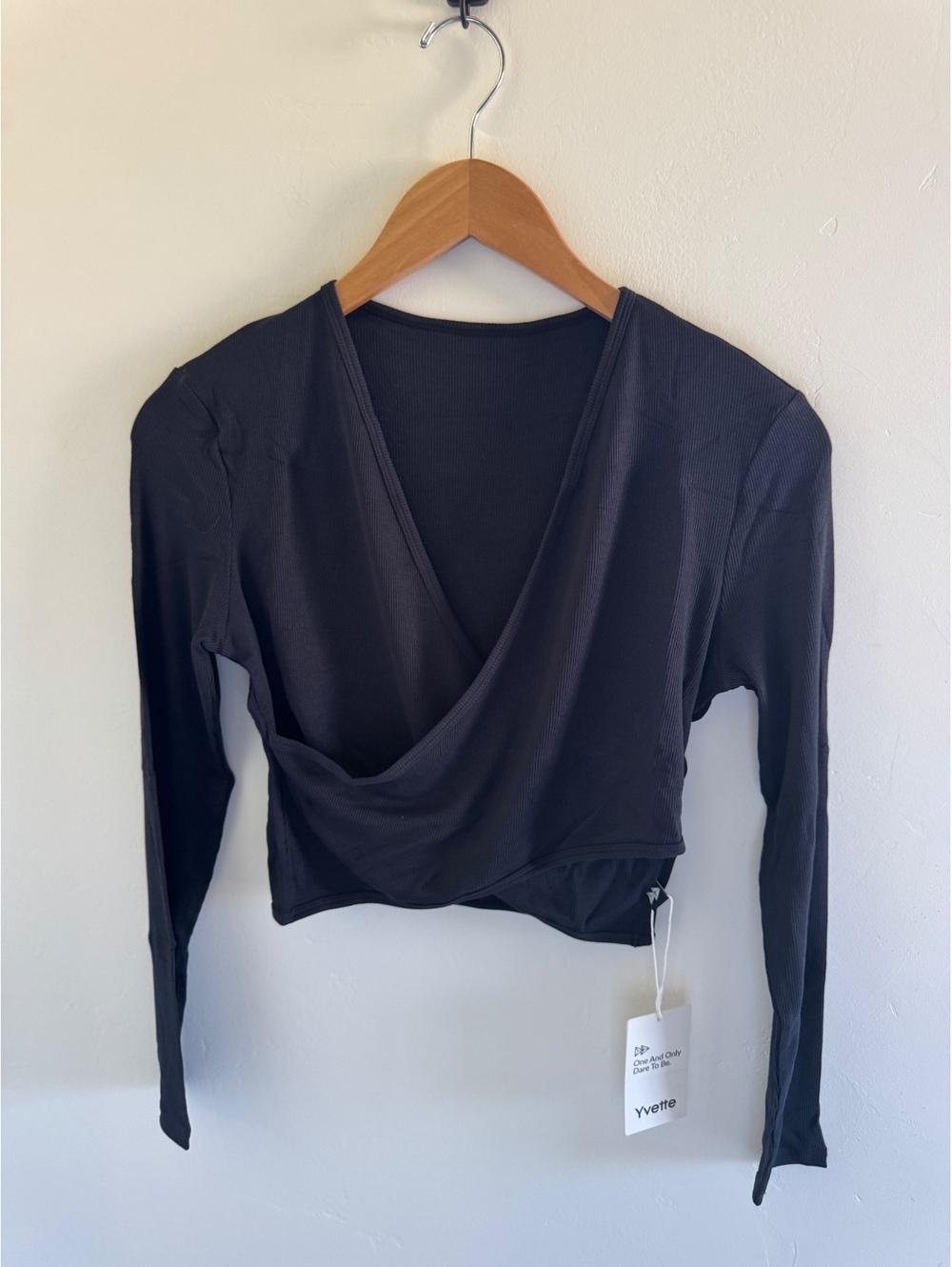 Yvette Black Open Back Long Sleeve Wrap Crop Top Size XS NWT